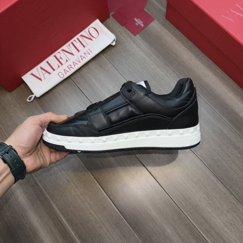 Valentino Sneakers